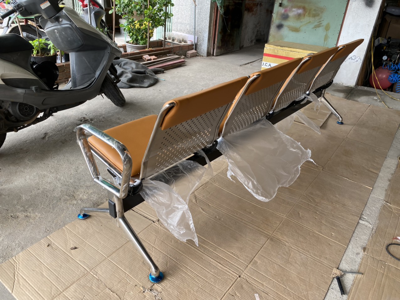 Ghế băng chờ 4 chỗ PPS04N-I